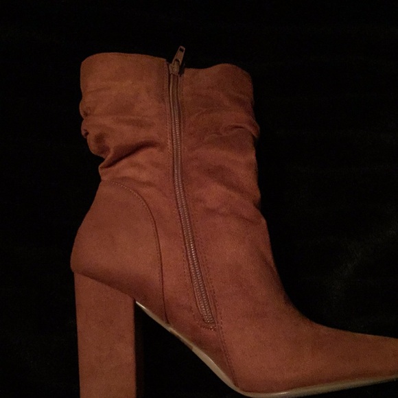 Welcome fall booties - Picture 2 of 5